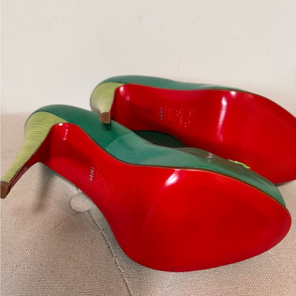 Christian Louboutin limited edition numbered. - Picture 5 of 8